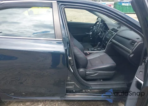 2017 Toyota Camry Se z USA, uszkodzony, nr VIN 4T1BF1FK9HU623039